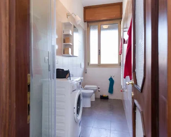 Habitación privada en Viale Giovanni Vicini, imagen 29 de 30