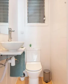 Stanza privata in Carrer de Casanova, immagine 20 di 27