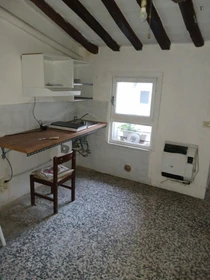 Apartamento totalmente mobilado em Parma