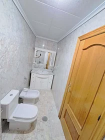 Quarto privado em C. Cruz, 15, 02001 Albacete, España, imagem 7 de 8