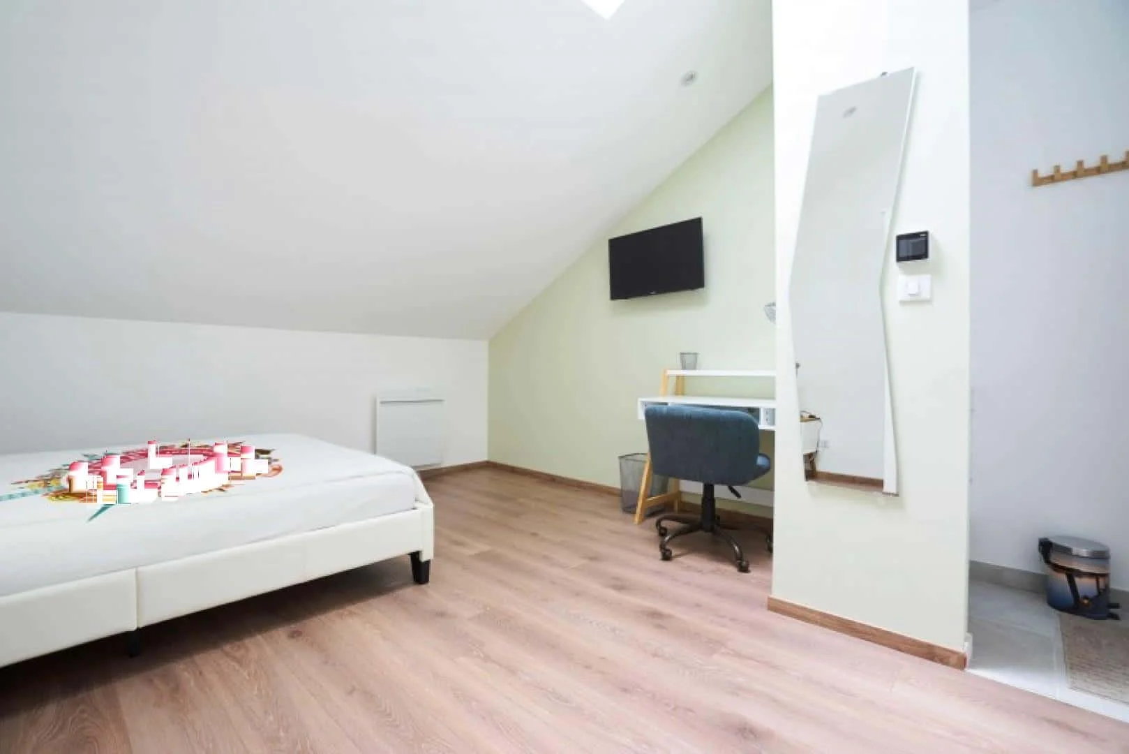 Habitación estudiantil económica con ubicación conveniente en 
