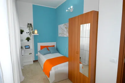 Habitación privada en Via Marzabotto, , imagen 1 de 10