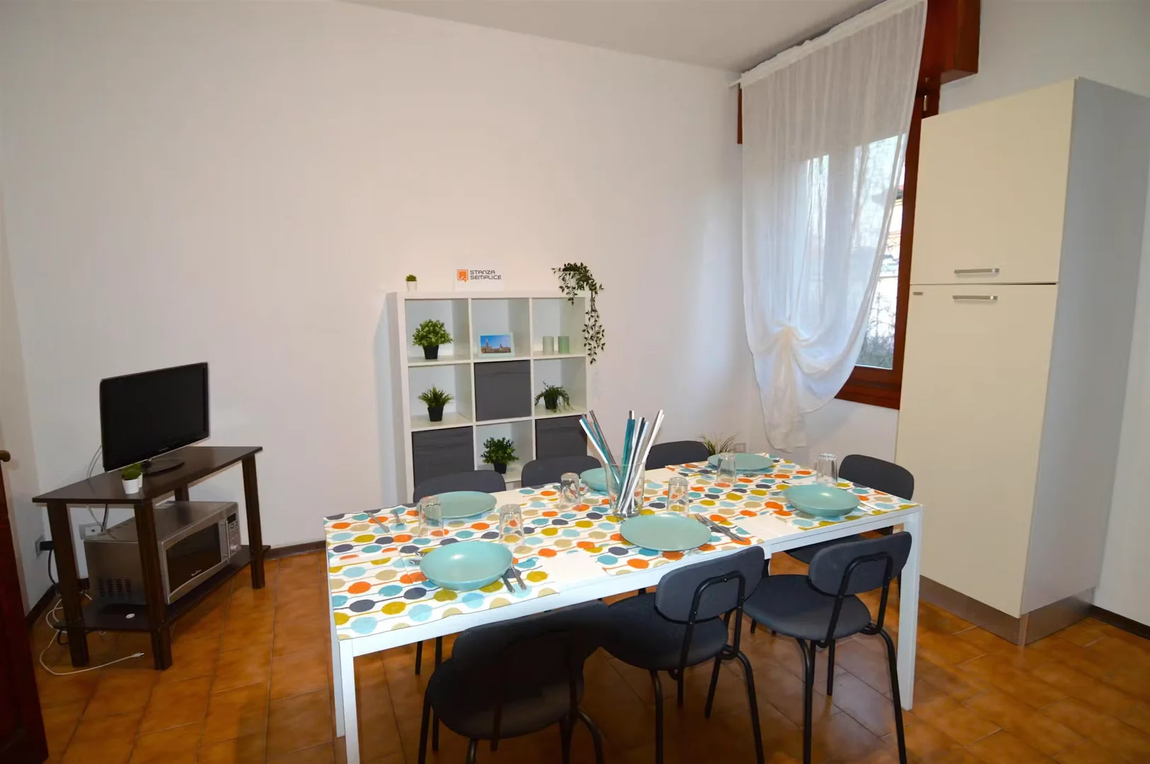Budget-friendly student room close to campus in 