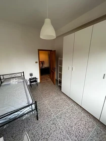 Bright private room in Bologna