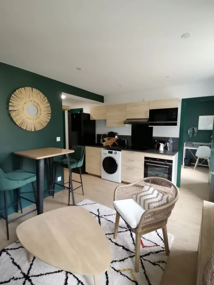 Habitación en apartamento estudiantil en alquiler en , completamente amueblado