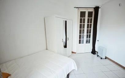 Chambre privée à Pg. de St. Joan, image 2 de 22