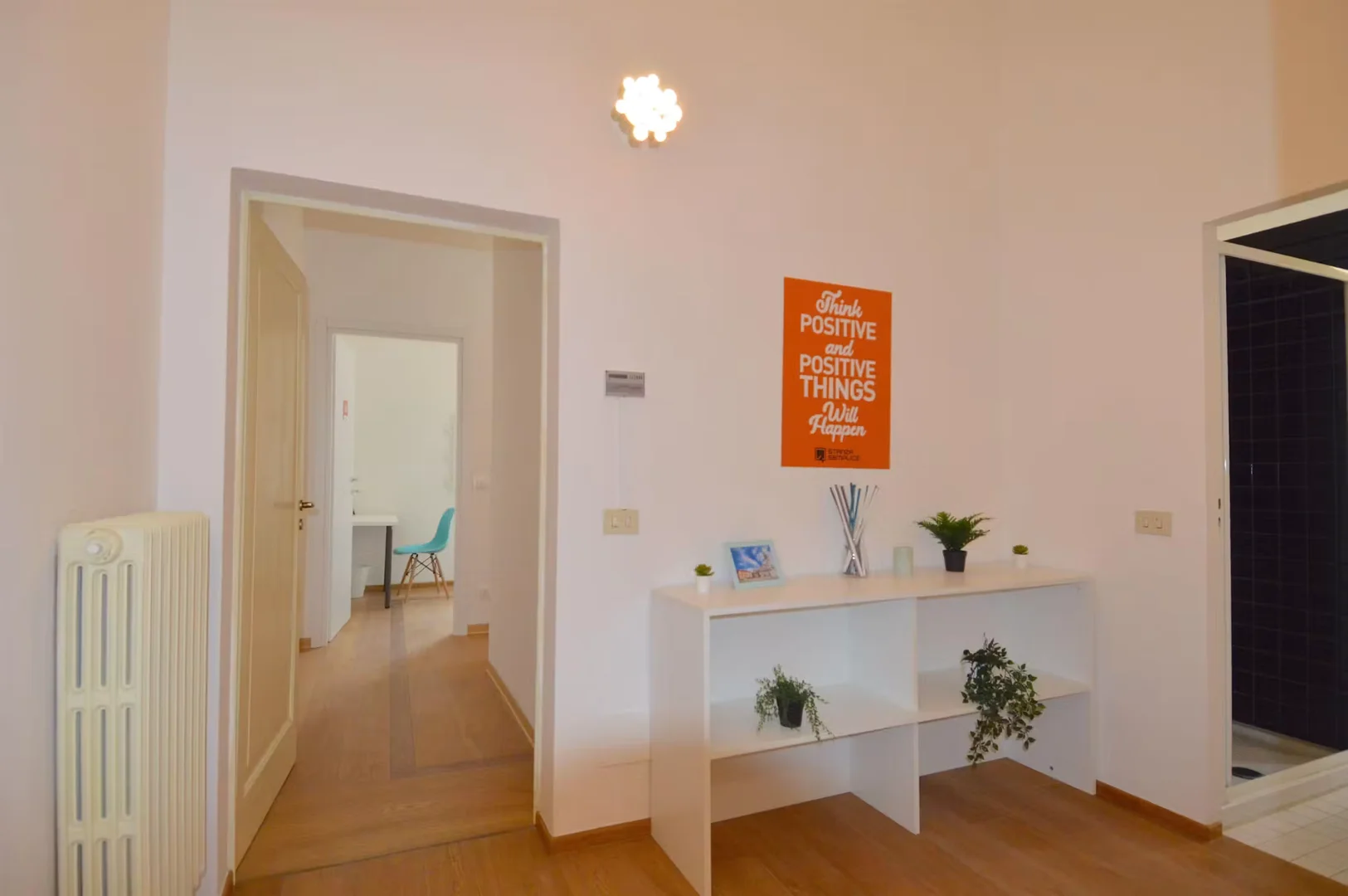 Quarto amigo do estudante em  com comodidades modernas