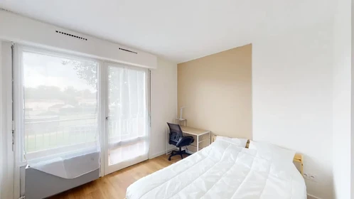 Stanza privata in Avenue Winston Churchill, Mirail-Reynerie-Bellefontaine, immagine 2 di 10
