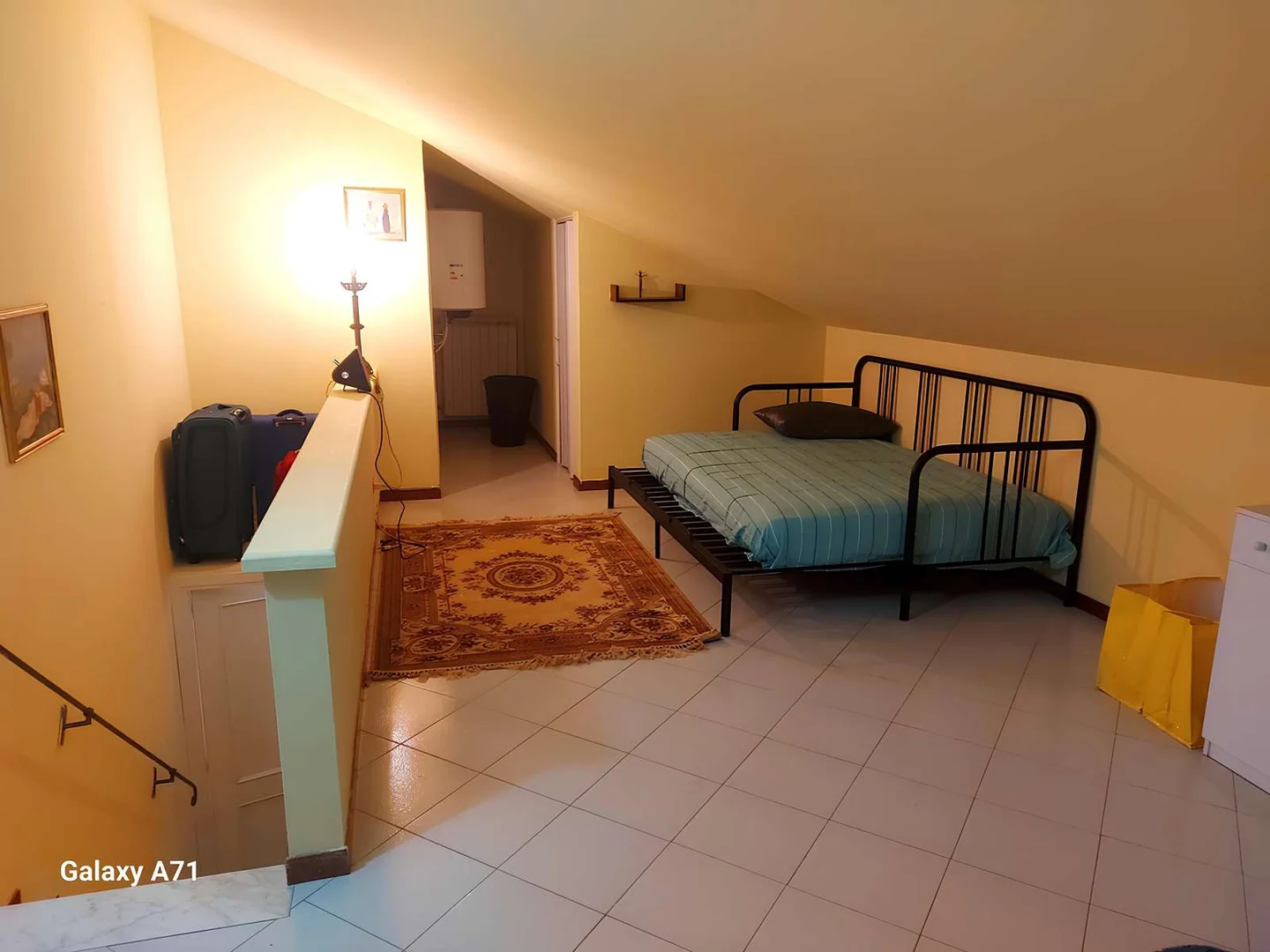 Habitación en apartamento estudiantil en alquiler en , completamente amueblado