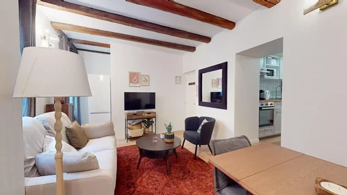 Quarto privado em 10 Rue Taison, imagem 1 de 10