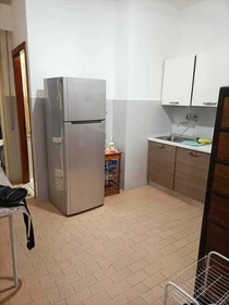 Quarto para alugar num apartamento partilhado em Sassari
