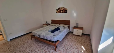 Alquiler de habitación en piso compartido en Sassari
