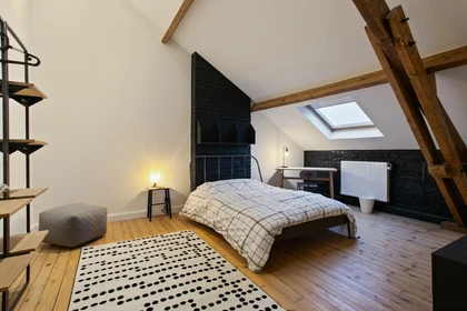 Appartamento con 2 camere da letto a Charleroi