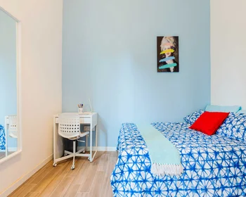 Private room at Viale Alfredo Oriani, image 2 of 18