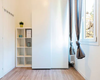 Private room at Viale Alfredo Oriani, image 6 of 18