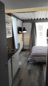 Studio in der Calle San Gil, bild 1 von 10
