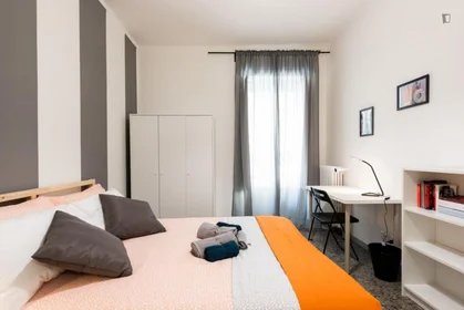 Quarto privado em Via Saverio Costantino, imagem 2 de 15