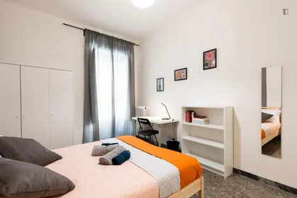 Quarto privado em Via Saverio Costantino, imagem 3 de 15