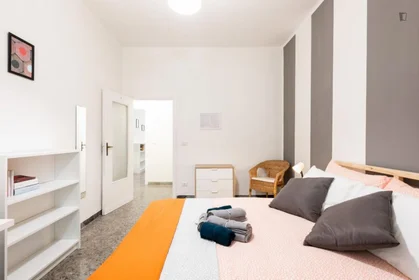 Quarto privado em Via Saverio Costantino, imagem 4 de 15