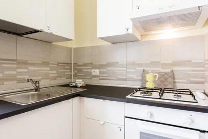 Habitación privada en Via Saverio Costantino, imagen 9 de 14
