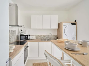 Habitación privada en 12 Rue des Cent-Têtes, 59300 Valenciennes, France, imagen 20 de 24