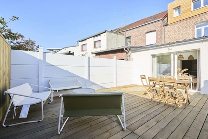 Habitación privada en 12 Rue des Cent-Têtes, 59300 Valenciennes, France, imagen 24 de 24
