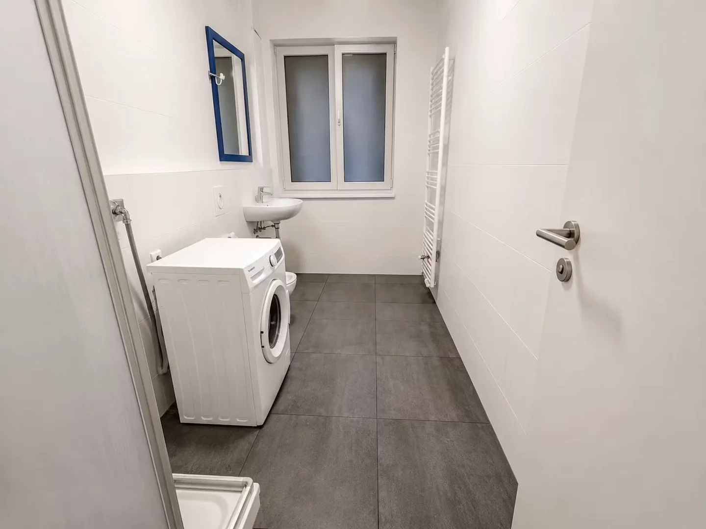 Quarto de estudante funcional perfeito para estudar em
