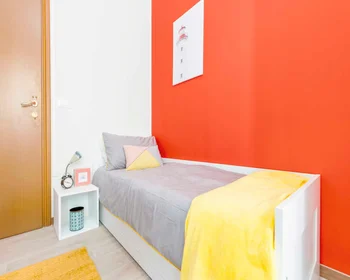 Private room at Via Franco Bolognese, Navile, image 1 of 10