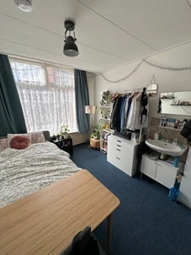 Quarto para alugar com cama de casal em Leeuwarden