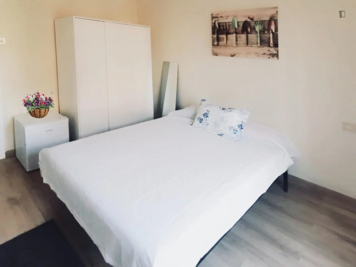 Habitación en apartamento estudiantil en alquiler en , completamente amueblado