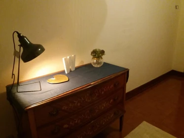 Chambre individuelle lumineuse à Aveiro