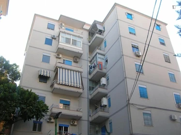 Stanza in affitto in appartamento condiviso a Catania