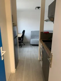 Privatzimmer in der Aix-en-provence, 13090, bild 1 von 10