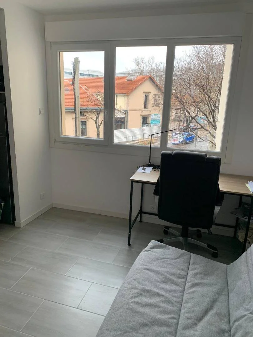 Komfortables und geräumiges Studentenzimmer in 