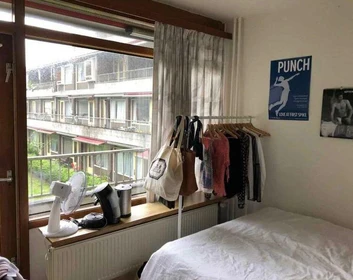 Jasny pokój prywatny w Delft