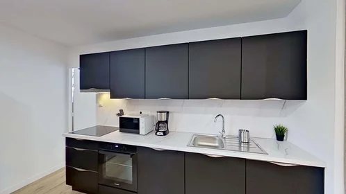 Özel oda konumu 1 Rue Inkermann, 29200 Brest, France, 6 7 görüntüsü