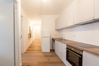 Privatzimmer in der Nazarethkirchstraße, Mitte, bild 9 von 10