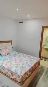 Two bedroom accommodation in Torrent