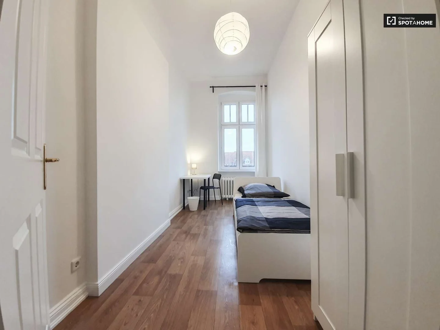 Quarto de estudante funcional perfeito para estudar em