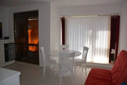 Alojamento com 3 quartos em Varna