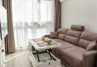 Dairenin tamamı konumu ulitsa "Topra Hisar" 20, 8 23 görüntüsü