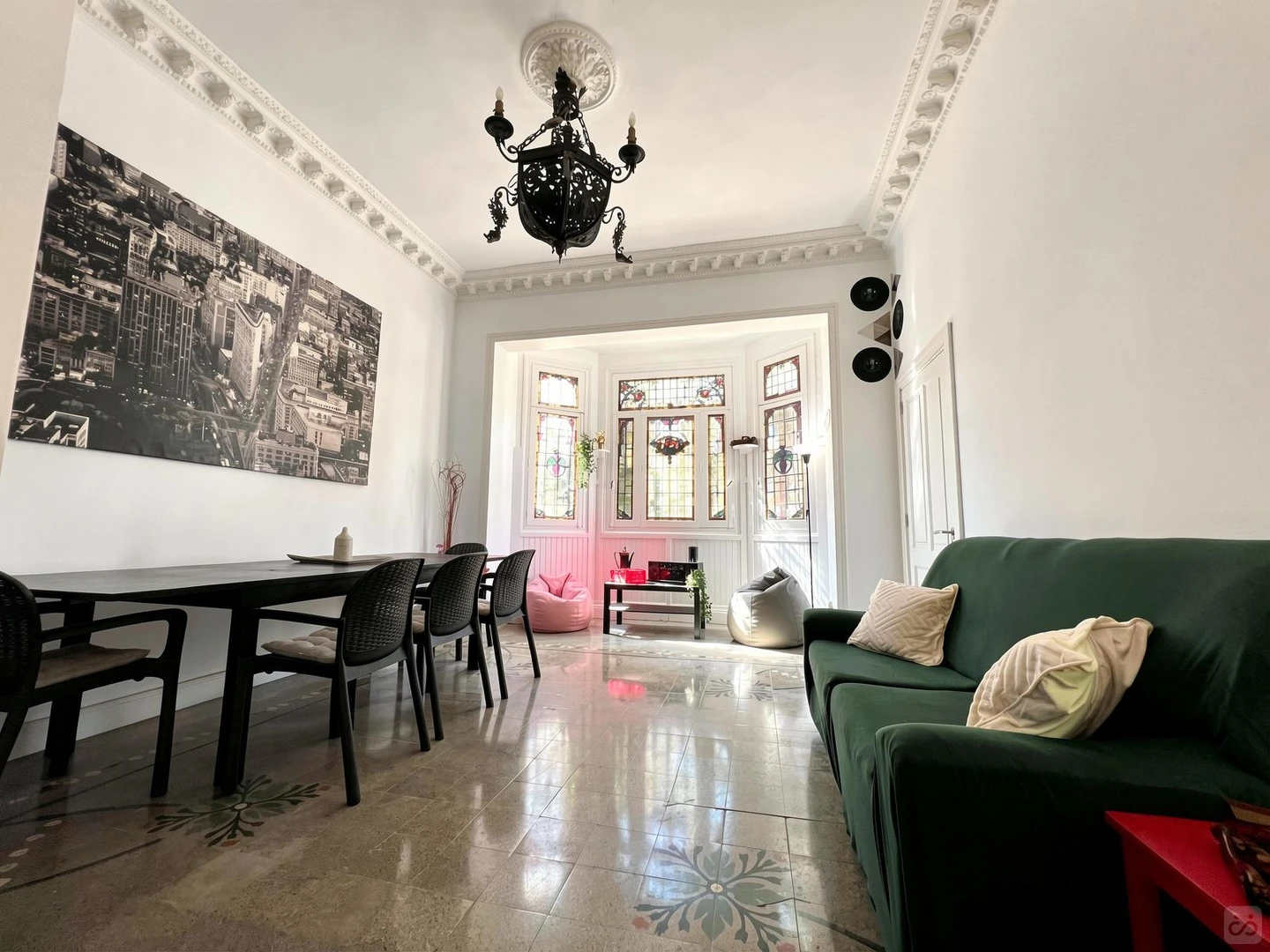 Quarto de estudante económico perto do campus em 