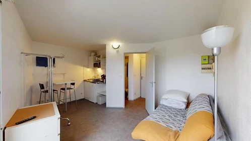 Two bedroom accommodation in Tours