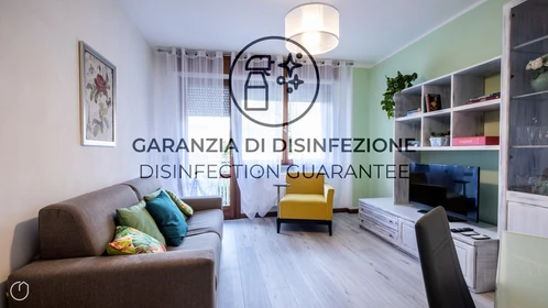 Alojamiento con 3 habitaciones en Udine