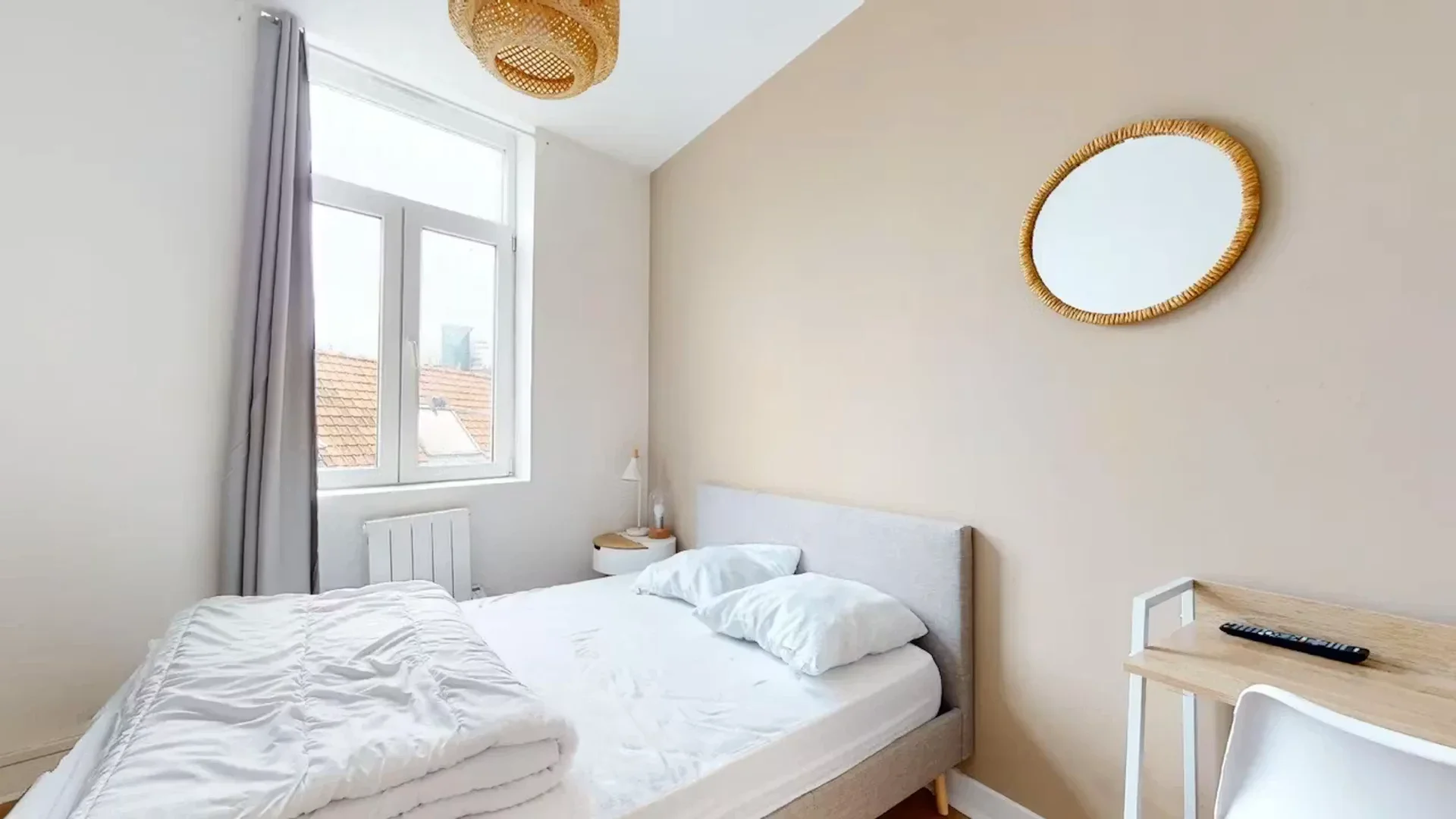 Bezahlbares Zimmer für Studenten mit ausreichender Beleuchtung in 