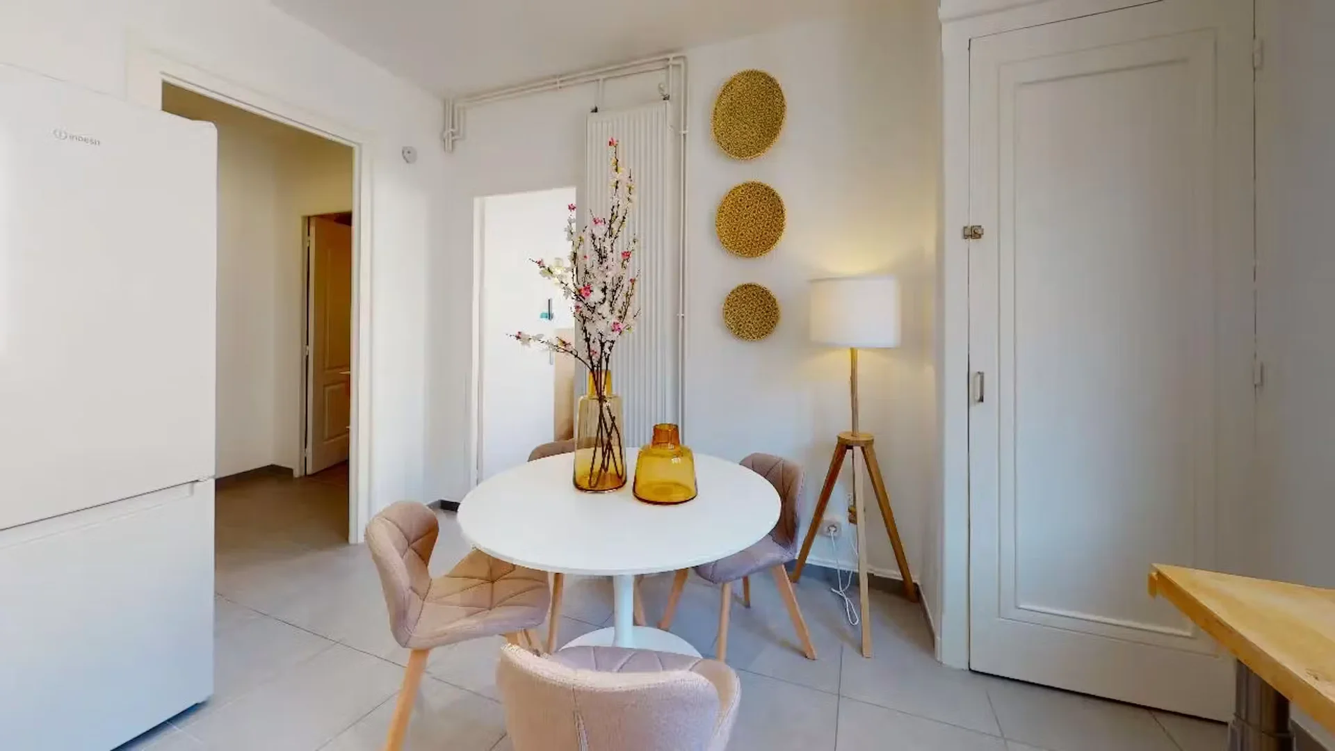 Chambre à louer dans un appartement d'étudiant à , entièrement meublée