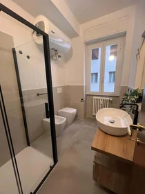 Özel oda konumu Via Mantova, 24, 25123 Brescia BS, Italy, 18 19 görüntüsü