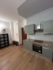 Özel oda konumu Via Mantova, 24, 25123 Brescia BS, Italy, 5 19 görüntüsü
