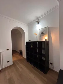 Özel oda konumu Via Mantova, 24, 25123 Brescia BS, Italy, 14 21 görüntüsü