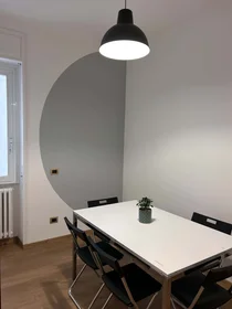 Özel oda konumu Via Mantova, 24, 25123 Brescia BS, Italy, 13 19 görüntüsü